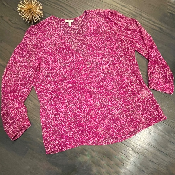 Joie 100% Silk Pink Daisy Blouse Chiffon Size Small - Picture 4 of 7